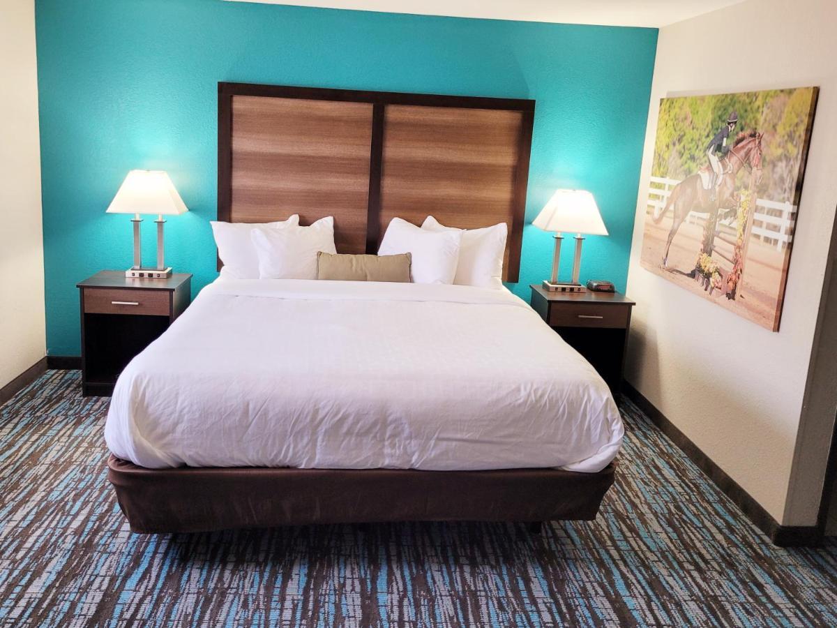 Clarion Pointe Harrodsburg-Danville Buitenkant foto