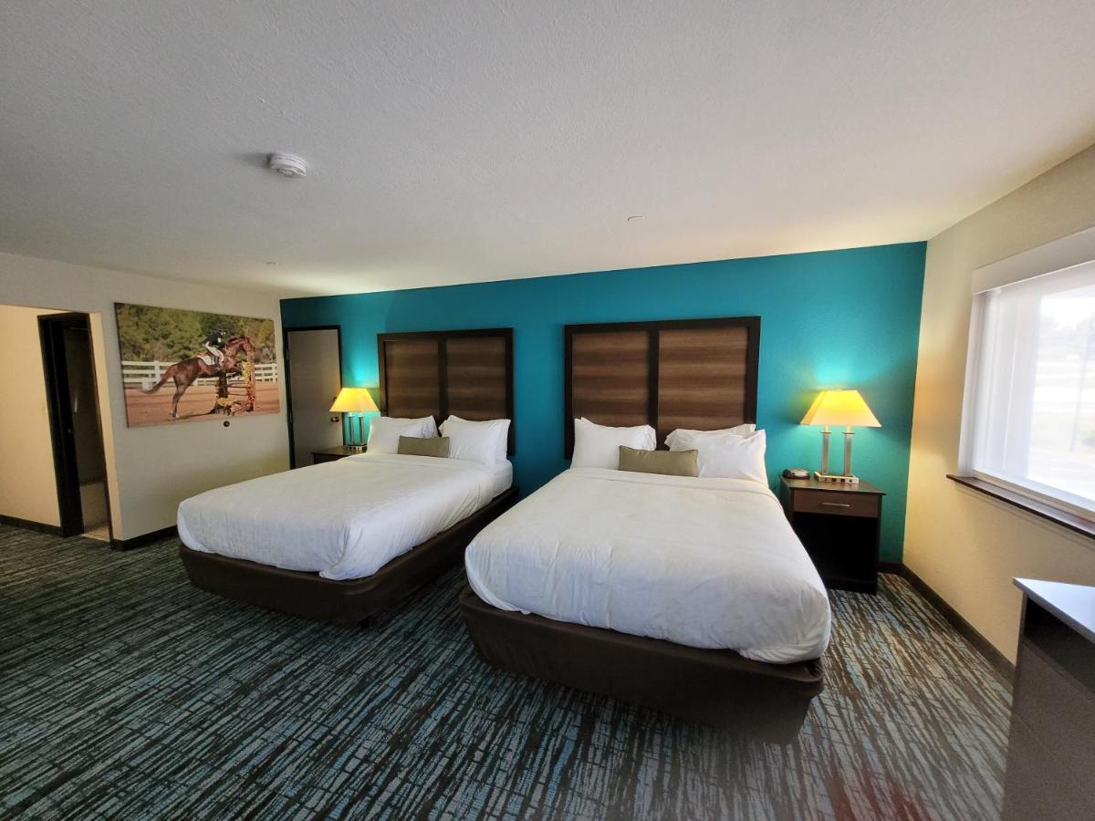 Clarion Pointe Harrodsburg-Danville Buitenkant foto