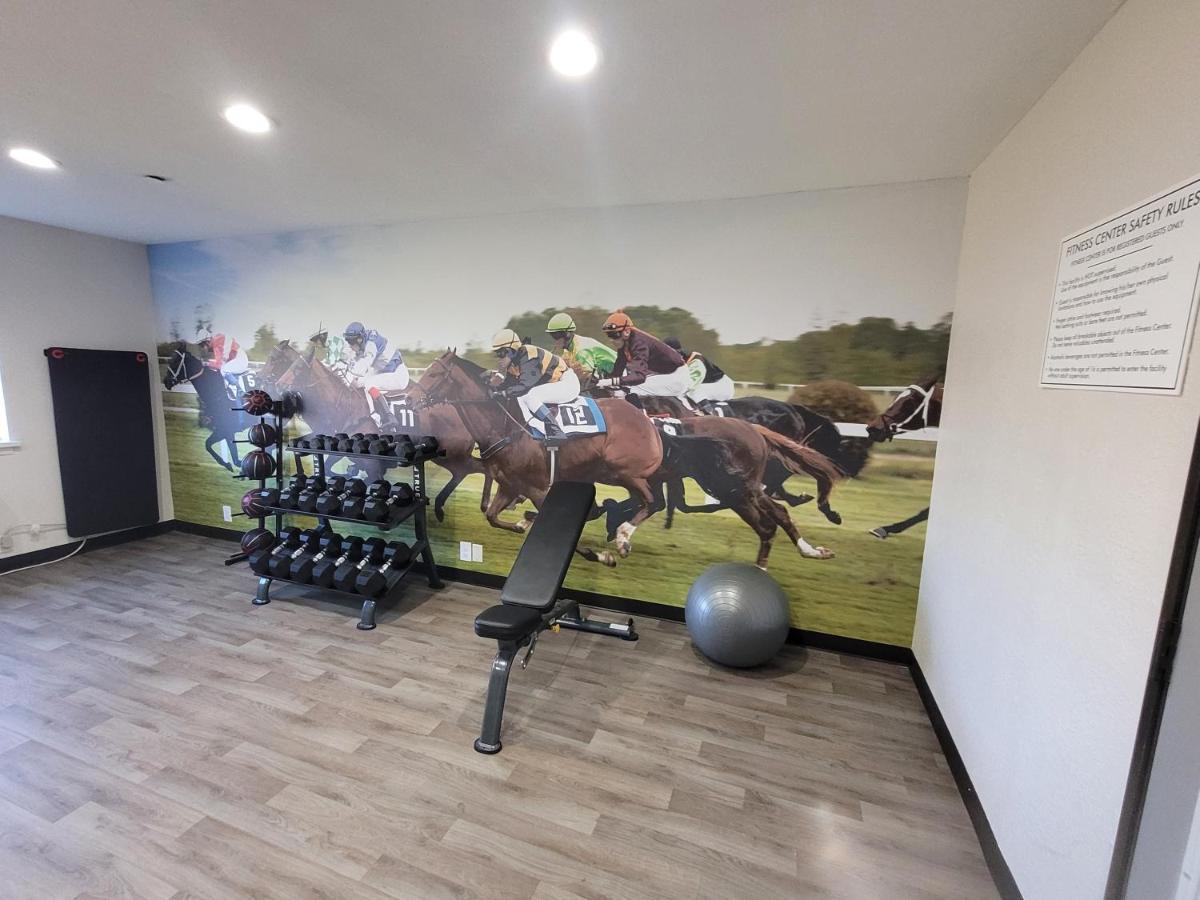Clarion Pointe Harrodsburg-Danville Buitenkant foto