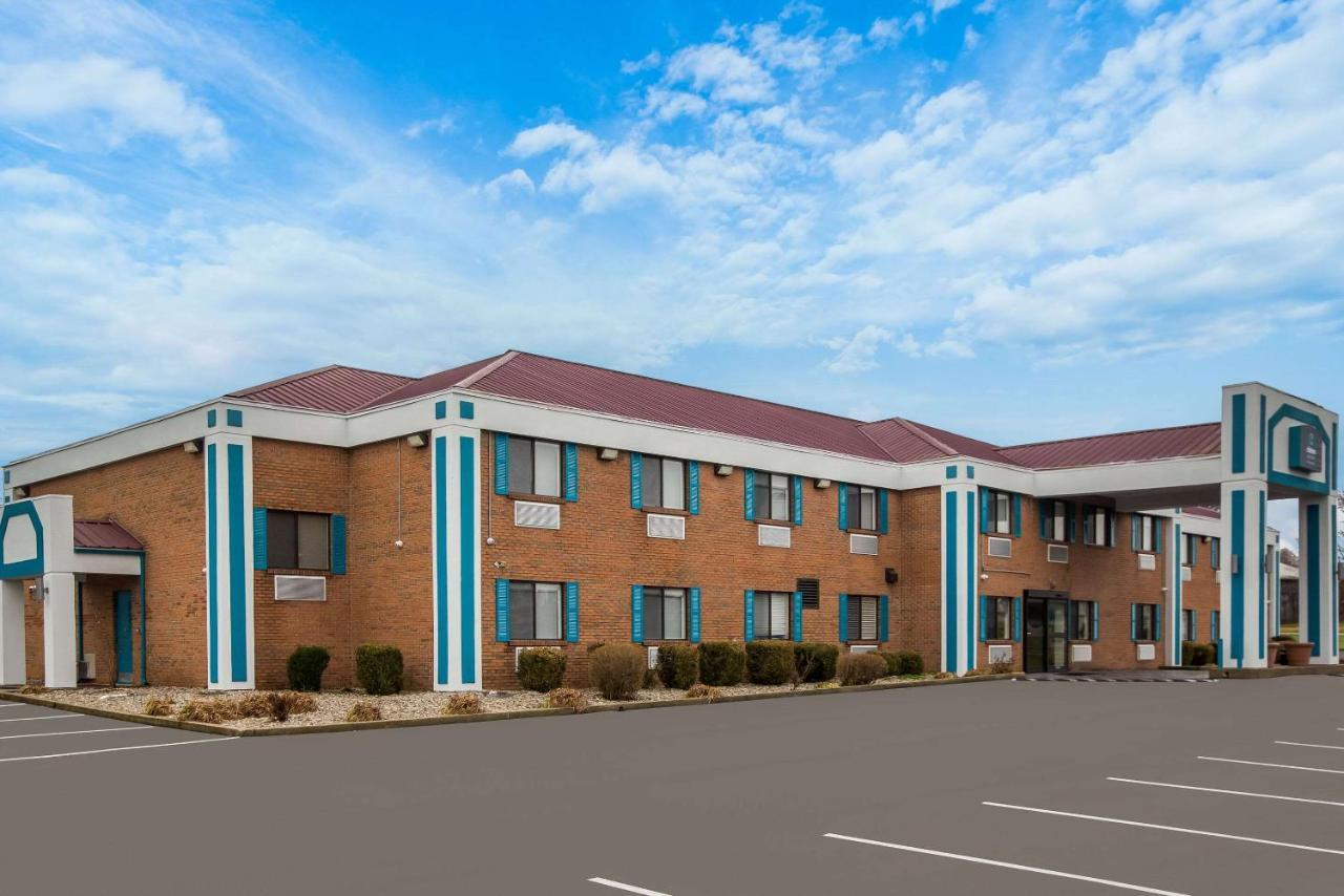 Clarion Pointe Harrodsburg-Danville Buitenkant foto