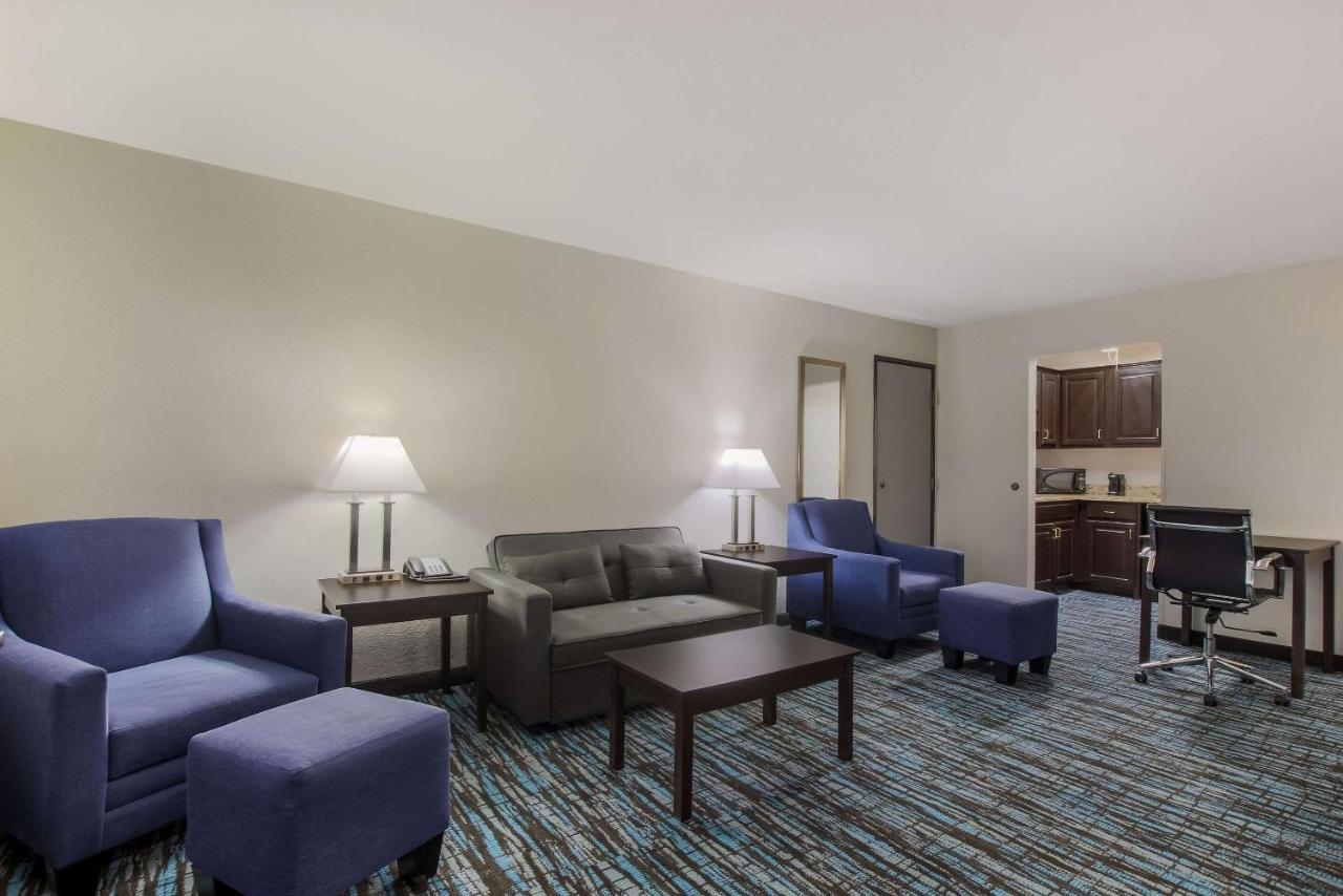 Clarion Pointe Harrodsburg-Danville Buitenkant foto